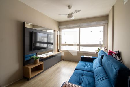 Sala de casa de condomínio à venda com 2 quartos, 66m² em São Sebastião, Porto Alegre