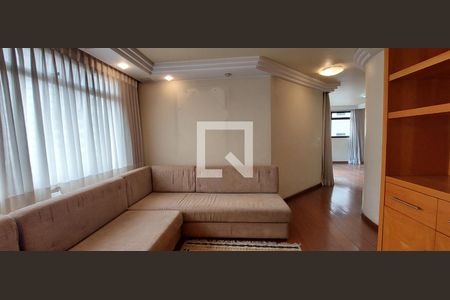 Sala 2 televisão de apartamento à venda com 4 quartos, 250m² em Vila Bastos, Santo André