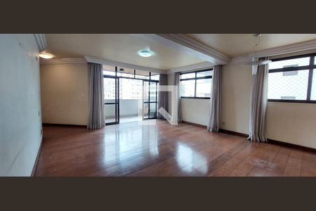 Sala 1 de apartamento à venda com 4 quartos, 250m² em Vila Bastos, Santo André