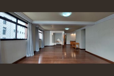 Sala 1 de apartamento à venda com 4 quartos, 250m² em Vila Bastos, Santo André
