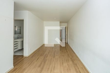 Sala de apartamento à venda com 3 quartos, 68m² em Vila Amaral, Belo Horizonte