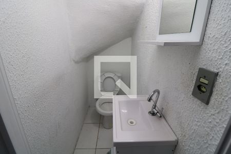 Lavabo de casa para alugar com 3 quartos, 100m² em Jardim Vila Formosa, São Paulo