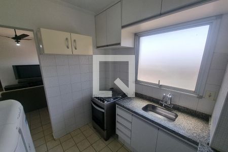 Cozinha de apartamento para alugar com 1 quarto, 57m² em Jardim Iraja, Ribeirão Preto