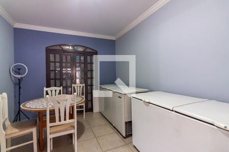 Sala  de casa à venda com 3 quartos, 176m² em Piratininga, Osasco