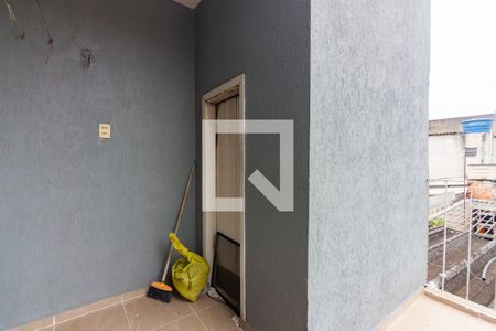 Casa à venda com 176m², 3 quartos e 4 vagas Casa à venda com 176m², 3 quartos e 4 vagasSacada