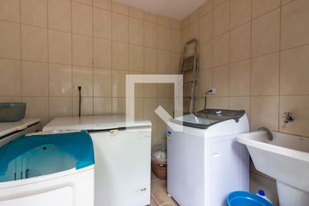 Casa à venda com 176m², 3 quartos e 4 vagas Casa à venda com 176m², 3 quartos e 4 vagasQuintal e Área de Serviço