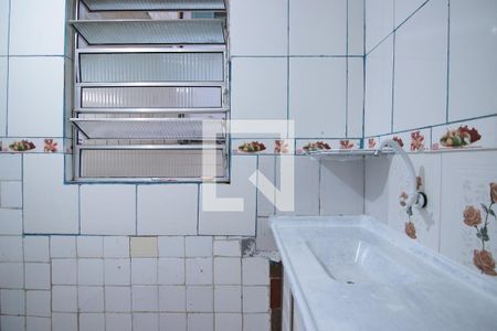 Cozinha de casa para alugar com 1 quarto, 20m² em Vila Ponte Rasa, São Paulo