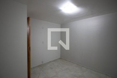 Quarto 1 de apartamento para alugar com 2 quartos, 57m² em Conjunto Residencial José Bonifácio, São Paulo