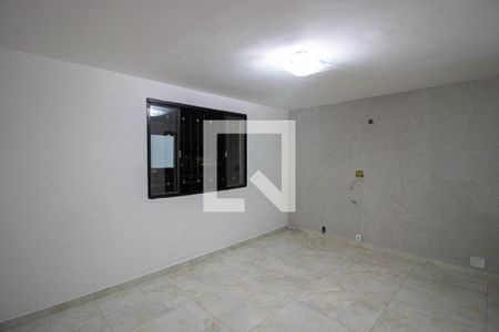 Sala de apartamento para alugar com 2 quartos, 57m² em Conjunto Residencial José Bonifácio, São Paulo