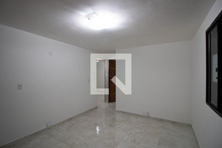 Sala de apartamento para alugar com 2 quartos, 57m² em Conjunto Residencial José Bonifácio, São Paulo