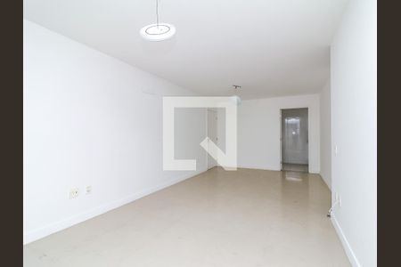 Sala de apartamento à venda com 3 quartos, 110m² em Barra da Tijuca, Rio de Janeiro