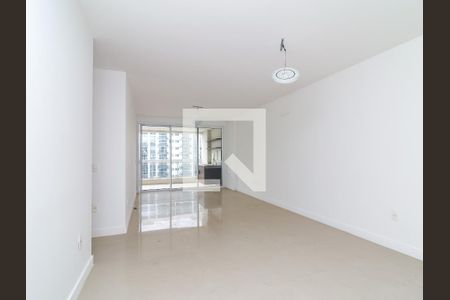 Sala de apartamento à venda com 3 quartos, 110m² em Barra da Tijuca, Rio de Janeiro