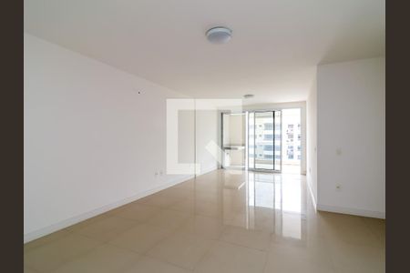 Sala de apartamento para alugar com 3 quartos, 115m² em Barra da Tijuca, Rio de Janeiro