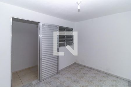 Quarto 1 de casa para alugar com 2 quartos, 60m² em Jardim Tietê, São Paulo