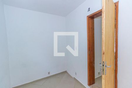 Quarto 1 de casa para alugar com 3 quartos, 90m² em Irajá, Rio de Janeiro