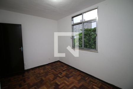 Quarto 1 de apartamento para alugar com 2 quartos, 49m² em Olaria, Rio de Janeiro