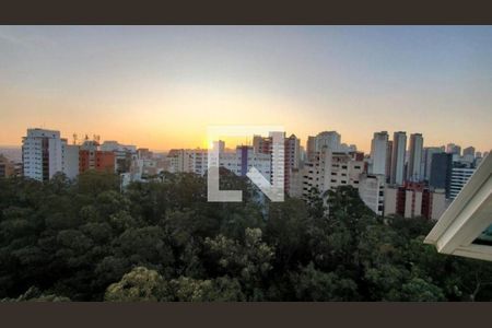 Apartamento à venda com 2 quartos, 209m² em Jardim Morumbi, São Paulo