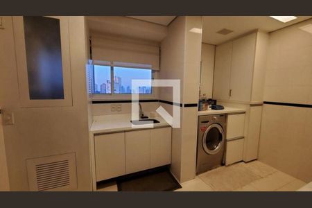 Apartamento à venda com 2 quartos, 209m² em Jardim Morumbi, São Paulo