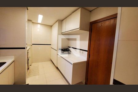 Apartamento à venda com 2 quartos, 209m² em Jardim Morumbi, São Paulo