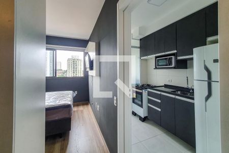 corredor de apartamento para alugar com 1 quarto, 57m² em Vila Dom Pedro I, São Paulo