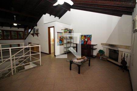 Sala 2 - Sótão de casa para alugar com 3 quartos, 300m² em Ipanema, Porto Alegre