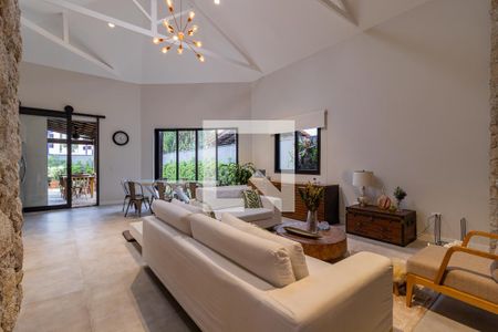 Casa à venda com 422m², 3 quartos e 3 vagas Casa à venda com 422m², 3 quartos e 3 vagasSala