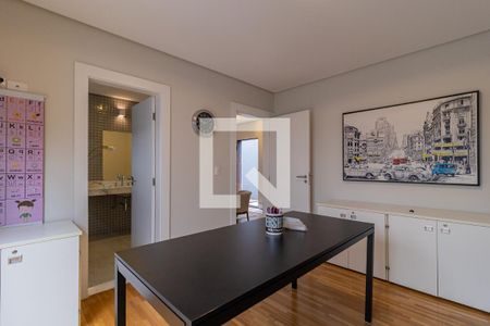 Casa à venda com 422m², 3 quartos e 3 vagas Casa à venda com 422m², 3 quartos e 3 vagasSuíte 3