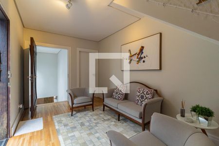 Casa à venda com 422m², 3 quartos e 3 vagas Casa à venda com 422m², 3 quartos e 3 vagasHall de entrada