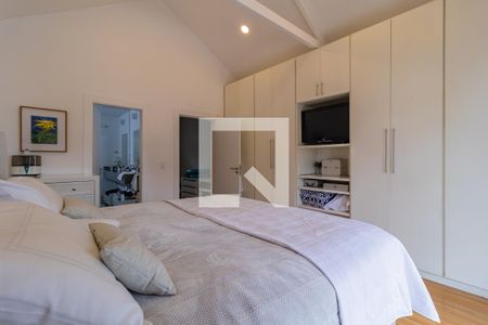 Casa à venda com 422m², 3 quartos e 3 vagas Casa à venda com 422m², 3 quartos e 3 vagasSuíte 1