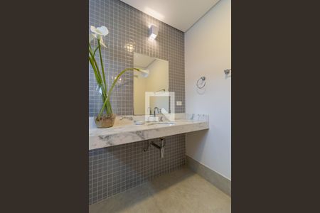 Casa à venda com 422m², 3 quartos e 3 vagas Casa à venda com 422m², 3 quartos e 3 vagasBanheiro da Suíte 3