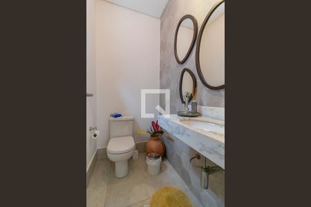 Casa à venda com 422m², 3 quartos e 3 vagas Casa à venda com 422m², 3 quartos e 3 vagasLavabo