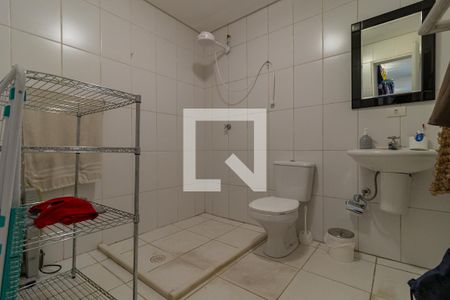 Casa à venda com 422m², 3 quartos e 3 vagas Casa à venda com 422m², 3 quartos e 3 vagasBanheiro de serviço