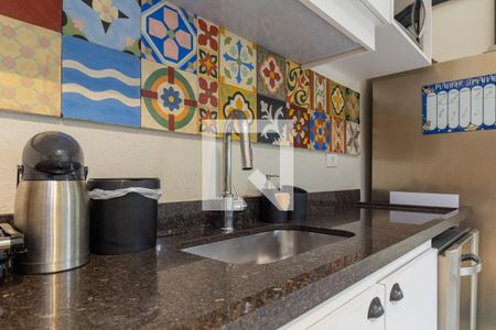 Casa à venda com 422m², 3 quartos e 3 vagas Casa à venda com 422m², 3 quartos e 3 vagasCozinha