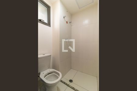 Banheiro de kitnet/studio para alugar com 1 quarto, 54m² em República, São Paulo