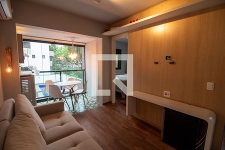 Sala de apartamento para alugar com 1 quarto, 40m² em Campo Belo, São Paulo