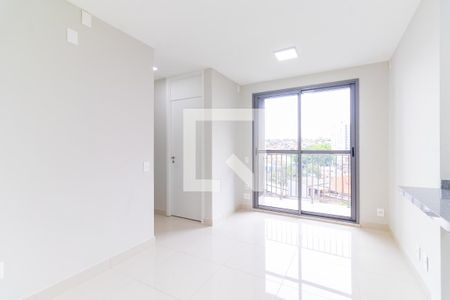 Sala de apartamento para alugar com 2 quartos, 45m² em Vila Constança, São Paulo