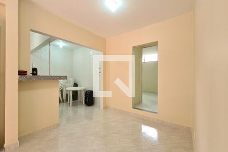 Sala de apartamento à venda com 2 quartos, 64m² em Pilares, Rio de Janeiro