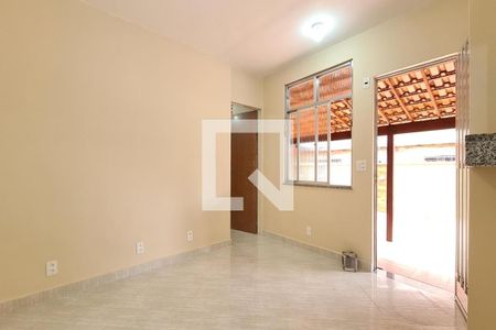 Sala de apartamento à venda com 2 quartos, 64m² em Pilares, Rio de Janeiro