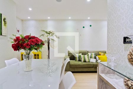 Sala de apartamento à venda com 2 quartos, 50m² em Vila Guedes, São Paulo