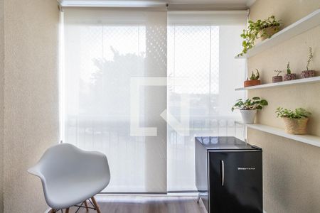 Sala de apartamento à venda com 2 quartos, 60m² em Vila Pindorama, Barueri