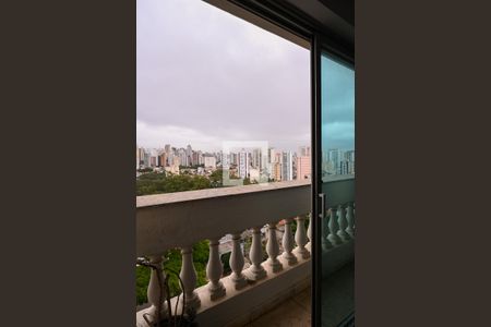 Varanda de apartamento para alugar com 3 quartos, 130m² em Aclimação, São Paulo