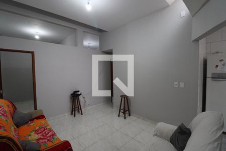 Sala de apartamento para alugar com 3 quartos, 70m² em Raul Veiga, São Gonçalo