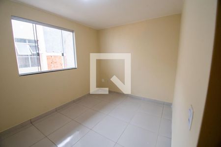 Quarto 2 de apartamento para alugar com 2 quartos, 42m² em Guará Ii, Brasília