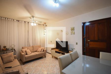 Sala de casa à venda com 2 quartos, 68m² em Jardim Kuabara, Taboão da Serra