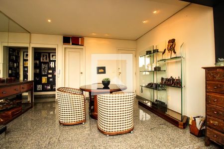 Sala  de apartamento à venda com 2 quartos, 140m² em Santo Antônio, Belo Horizonte