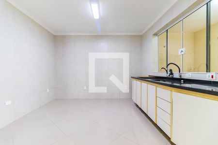 Cozinha de casa à venda com 3 quartos, 150m² em Campo Grande, São Paulo