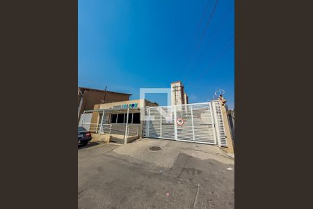 Apartamento para alugar com 70m², 2 quartos e 1 vaga Apartamento para alugar com 70m², 2 quartos e 1 vagaFachada