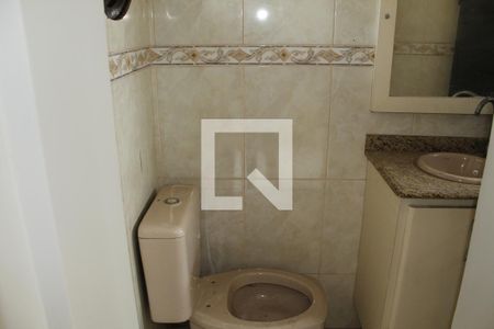 Banheiro de casa à venda com 3 quartos, 248m² em Olímpico, São Caetano do Sul
