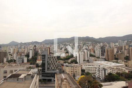 Vista  de apartamento à venda com 3 quartos, 100m² em São Pedro, Belo Horizonte