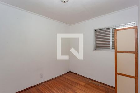 Quarto 1 de apartamento para alugar com 2 quartos, 61m² em Vila Moraes, São Paulo